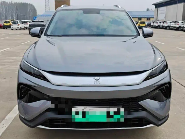 BYD Song Pro — Фото автомобиля 3