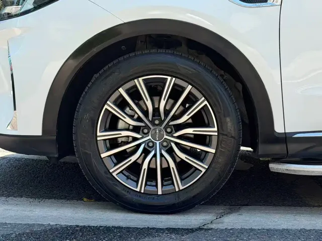 Jetour X70 Plus — Фото автомобиля 6