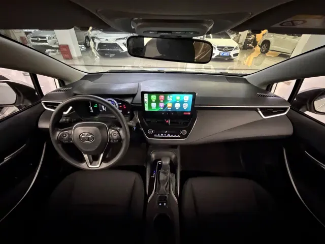 Toyota Corolla — Фото автомобиля 10