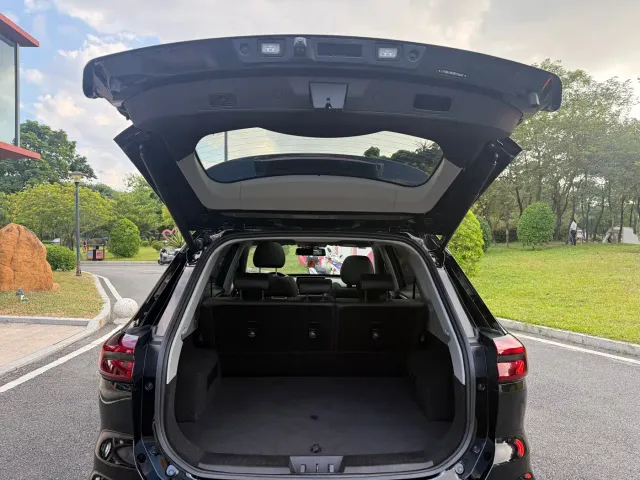 Chery Tiggo 8 — Фото автомобиля 28