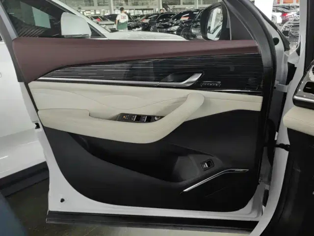 Geely Xingyue L — Фото автомобиля 7