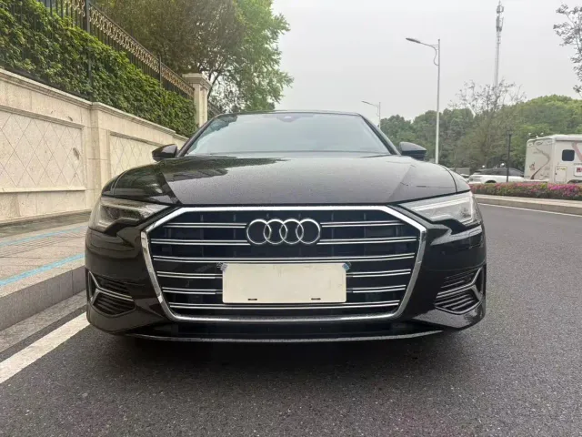 Audi A6L — Фото автомобиля 5