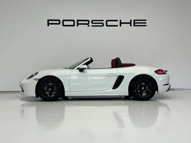 Porsche 718 — Фото автомобиля 2