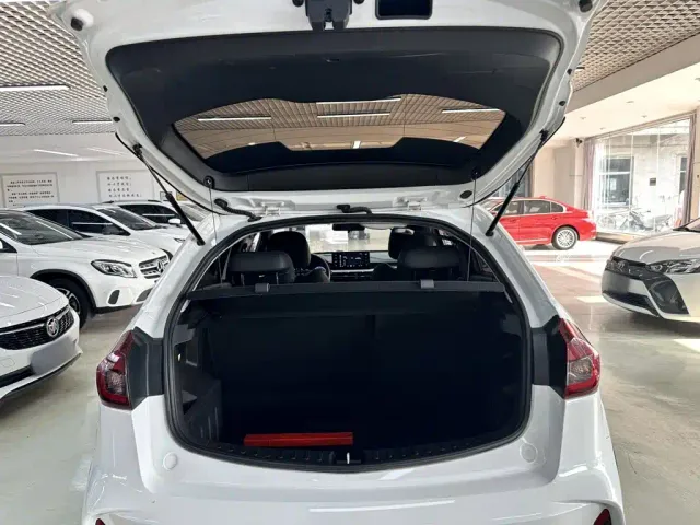 Geely Vision X3 — Фото автомобиля 9