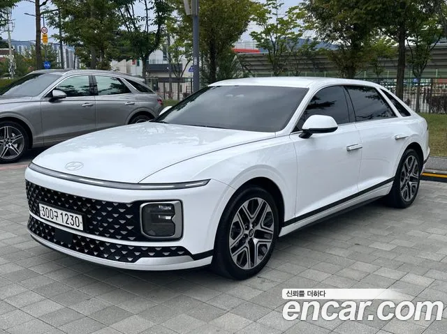 Hyundai Grandeur Grandeur (GN7) 2.5 Бензин 2WD — Фото автомобиля 4