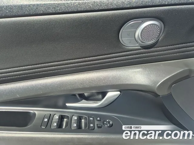 Hyundai Avante CN7 — Фото автомобиля 15