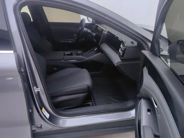 BYD Qin L — Фото автомобиля 8