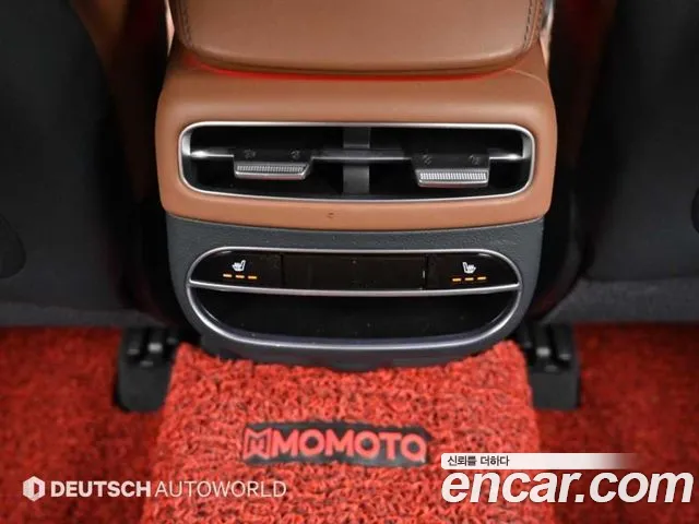 Genesis GV70 — Фото автомобиля 16