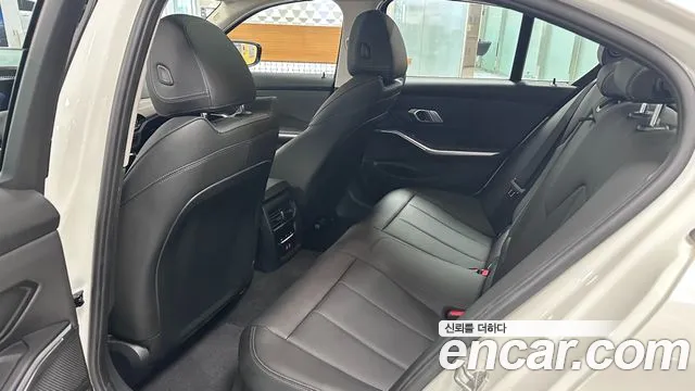 BMW 3 Series G20 — Фото автомобиля 11