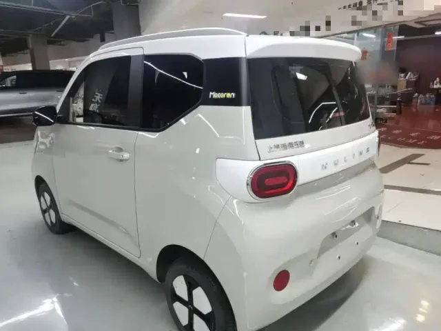 Wuling Hongguang Mini EV — Фото автомобиля 4