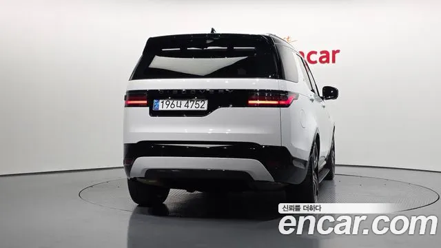 Land Rover Discovery — Фото автомобиля 4