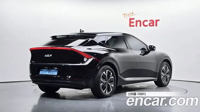 Kia EV6 — Фото автомобиля 2