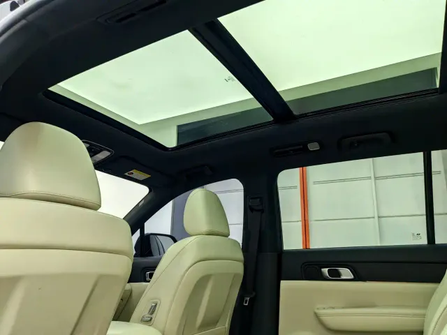 Li Auto ONE — Фото автомобиля 8
