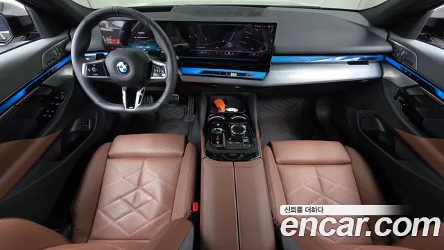 BMW 5 Series G60 — Фото автомобиля 7
