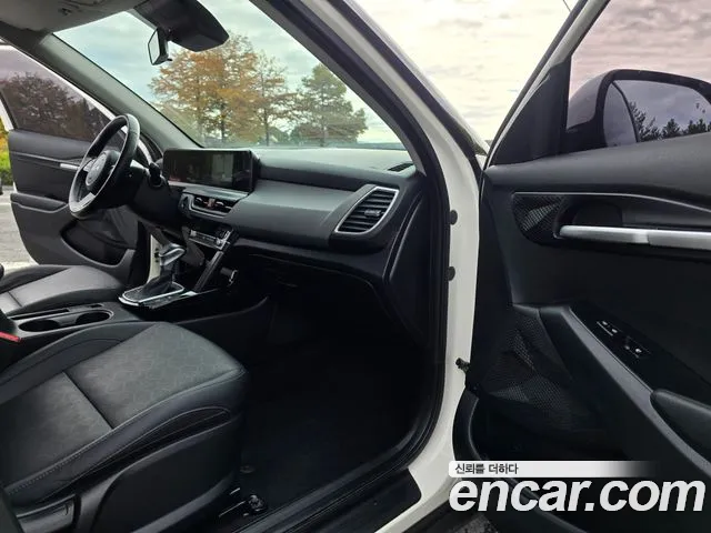 Kia Seltos New — Фото автомобиля 17