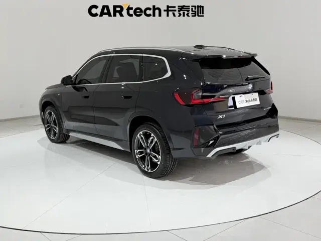 BMW X1 — Фото автомобиля 3