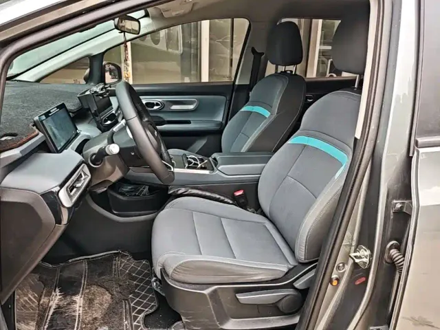 GAC Aion Y — Фото автомобиля 14