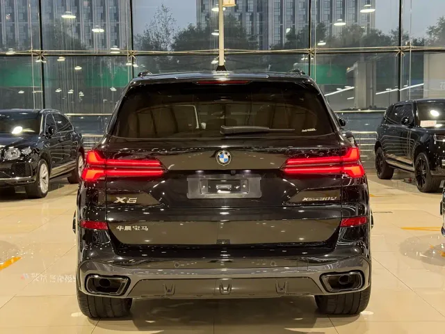 BMW X5 — Фото автомобиля 23