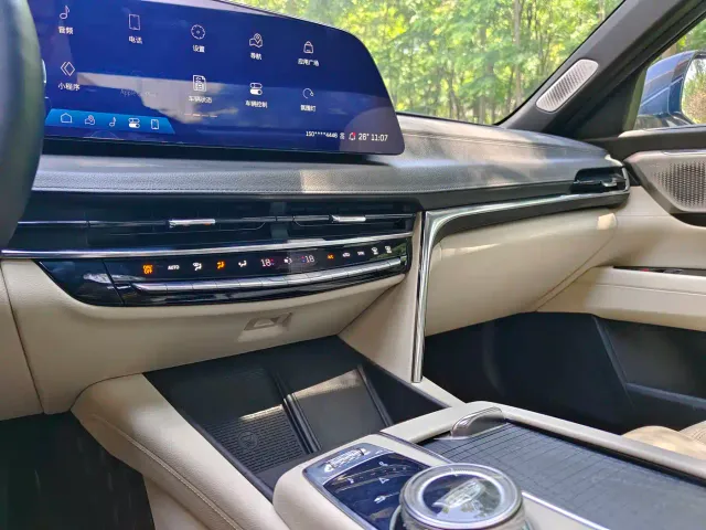 Cadillac CT6 — Фото автомобиля 13