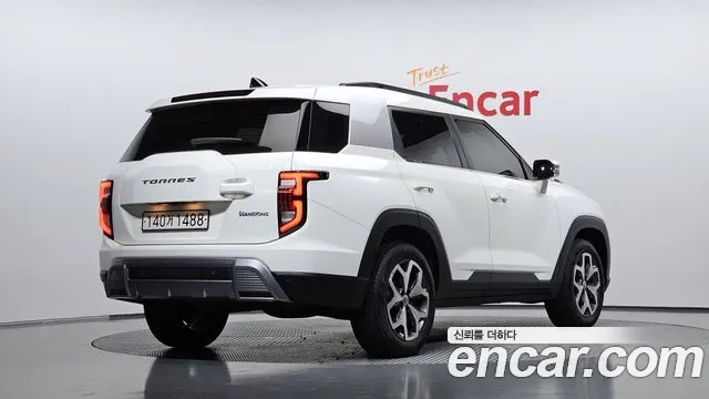 KGM Torres — Фото автомобиля 2