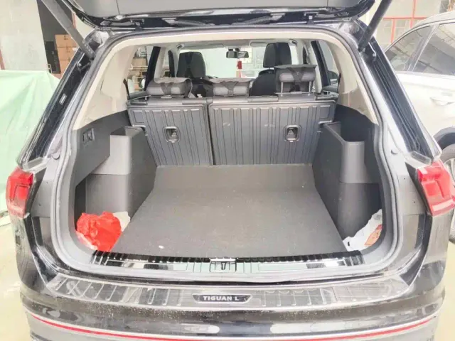 Volkswagen Tiguan L — Фото автомобиля 5