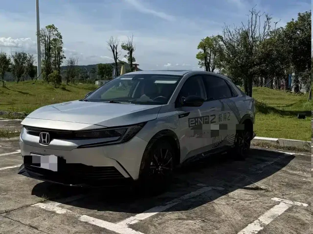 Фотография автомобиля — Honda e:NP2 Extreme Wave 2
