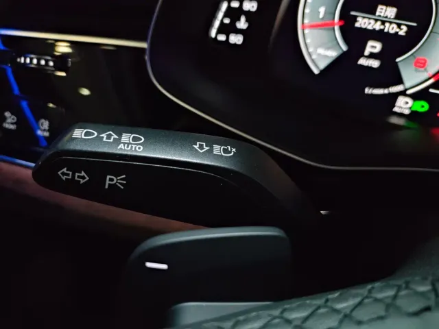 Audi Q7 — Фото автомобиля 21
