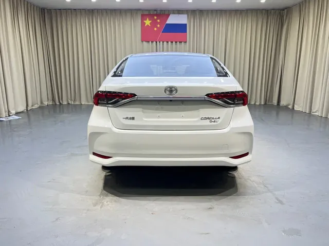 Toyota Corolla — Фото автомобиля 5