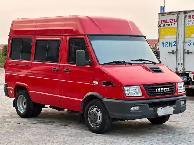 Iveco Daily — Фото автомобиля 3
