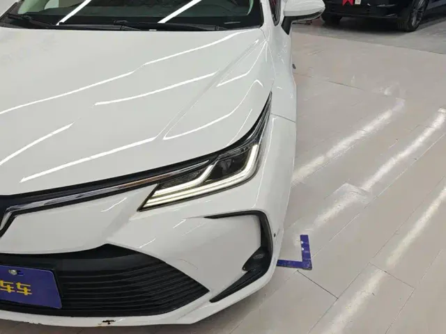 Toyota Corolla — Фото автомобиля 5