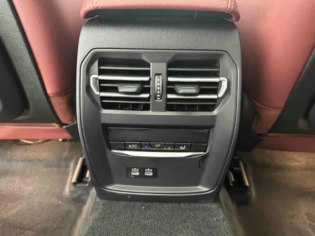 BMW 3 Series — Фото автомобиля 13