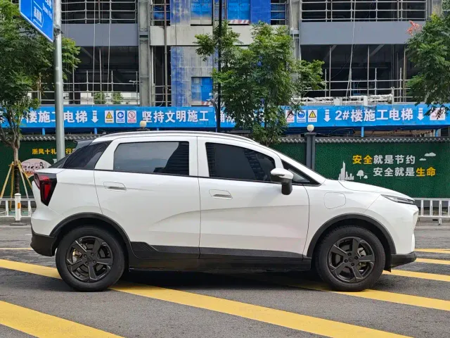Geely Geometry E Firefly — Фото автомобиля 6