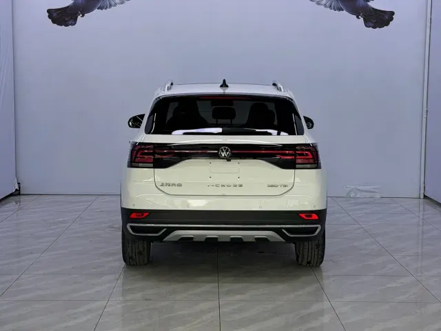 Volkswagen T-Cross — Фото автомобиля 5
