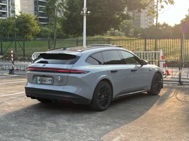Nio ET5 Touring — Фото автомобиля 18