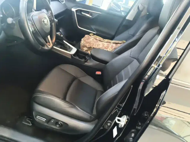 Toyota Wildlander — Фото автомобиля 14