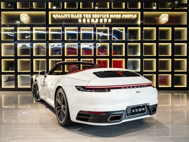 Porsche 911 — Фото автомобиля 4