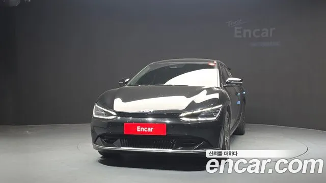 Kia EV6 — Фото автомобиля 3