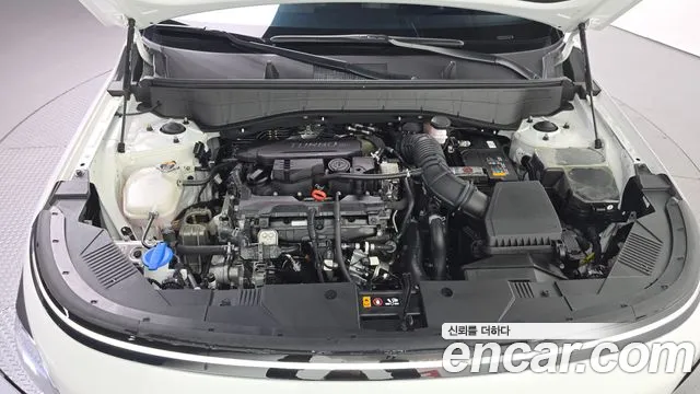Hyundai Kona — Фото автомобиля 9