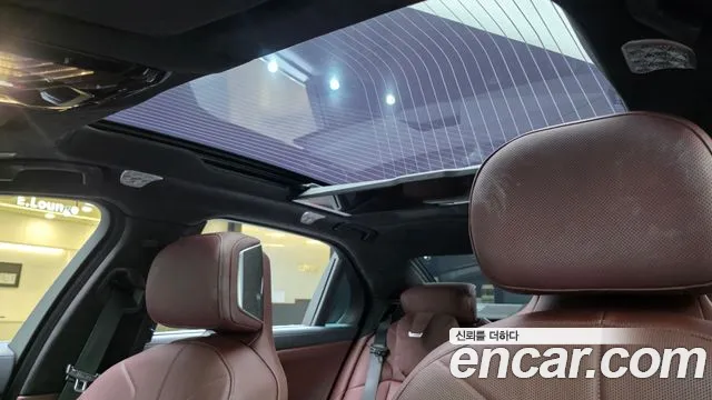 BMW 7 Series G70 — Фото автомобиля 18