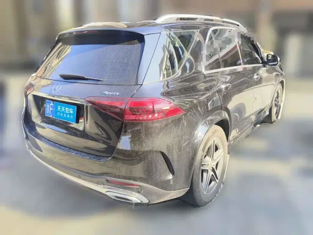 Mercedes-Benz GLE-Class — Фото автомобиля 2