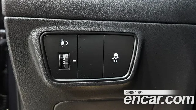 Hyundai Tucson Tucson (NX4) Бензин 1.6 турбо 2WD — Фото автомобиля 19