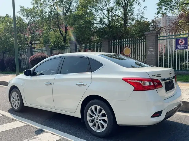 Nissan Sylphy — Фото автомобиля 9
