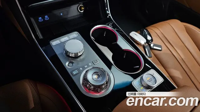 Genesis GV80 — Фото автомобиля 12