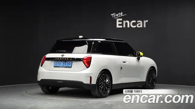 MINI Cooper — Фото автомобиля 2