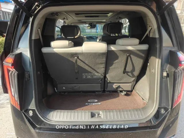 GAC Trumpchi M8 — Фото автомобиля 16