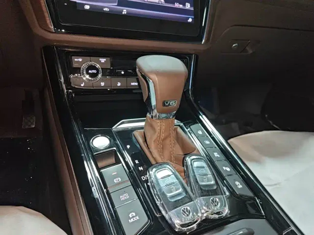 Volkswagen Phideon — Фото автомобиля 13