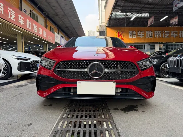 Mercedes-Benz A-Class — Фото автомобиля 2