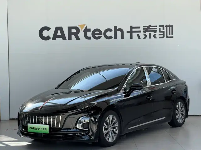 Фотография автомобиля — Hongqi E-QM5