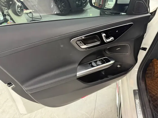 Mercedes-Benz C-Class — Фото автомобиля 10