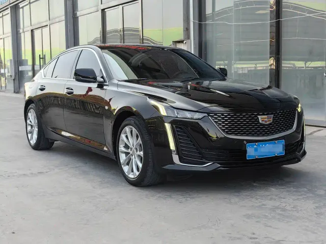 Cadillac CT5 — Фото автомобиля 3